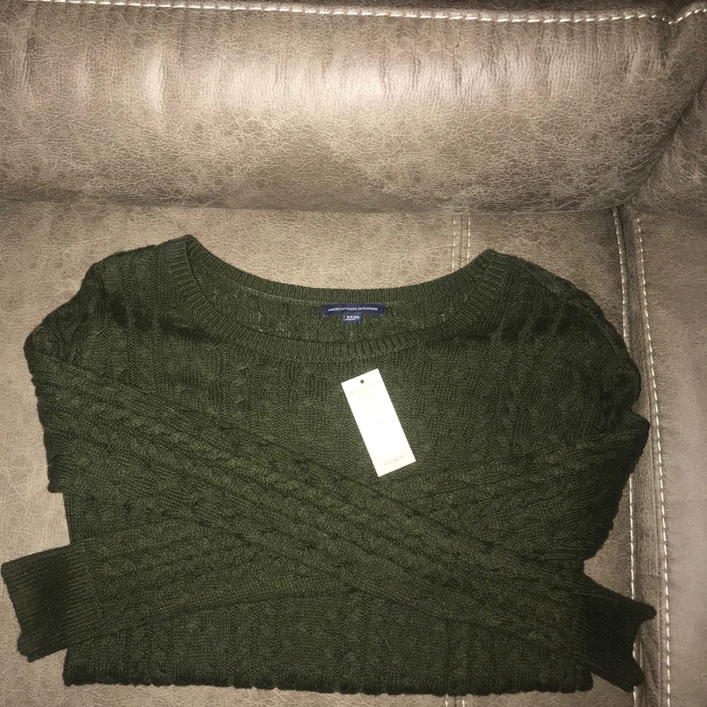 American Eagle sweater